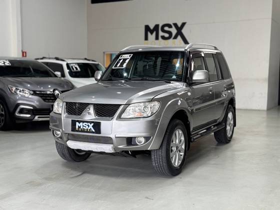 MITSUBISHI PAJERO TR4 2.0 4X2 16V 140CV FLEX 4P MANUAL